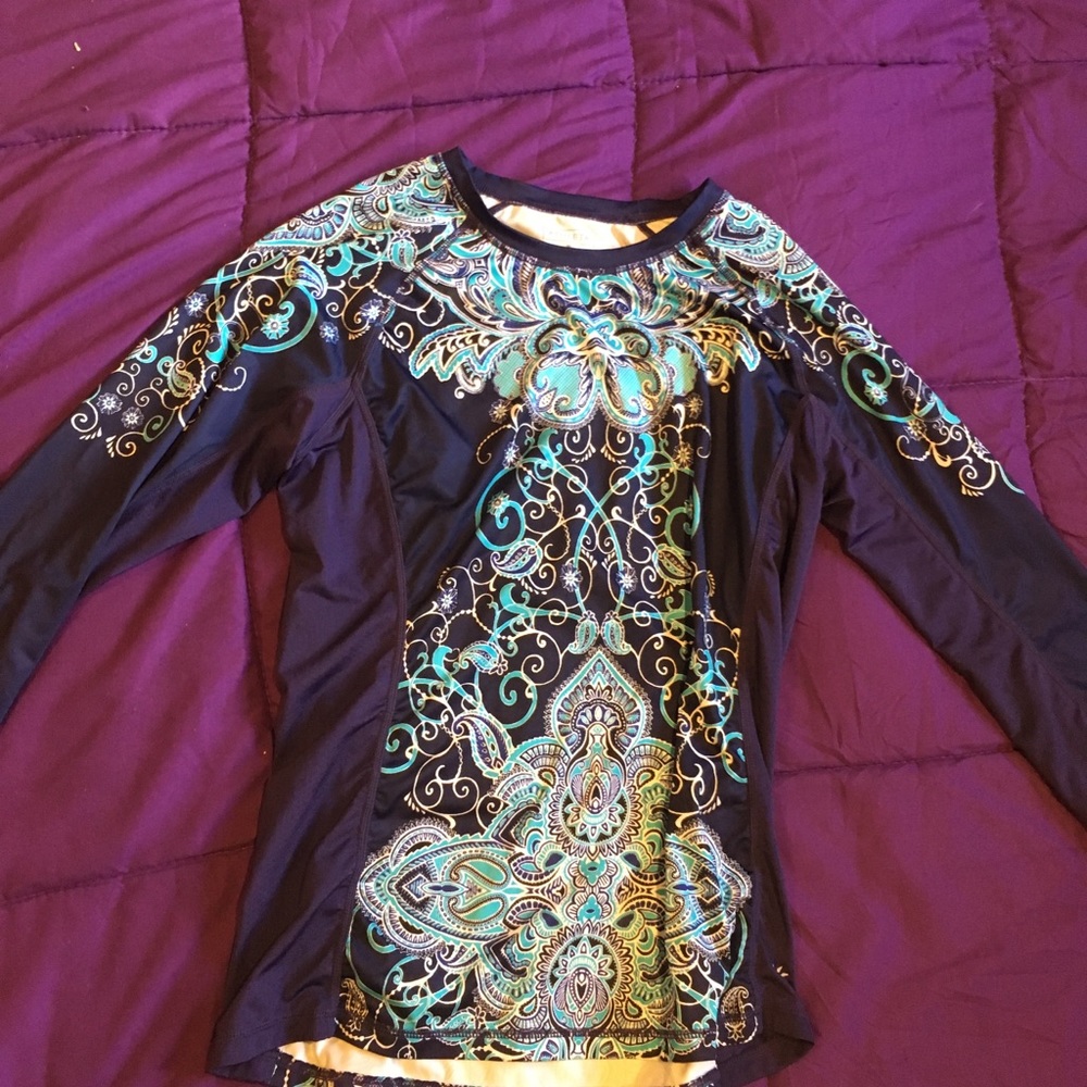 Athleta shirt